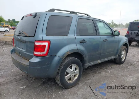 2011 Ford Escape Xlt z USA, uszkodzony, nr VIN 1FMCU9D7XBKC47638